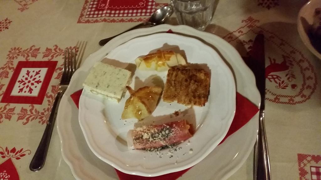 Azienda Agrituristica Risveglio Naturale 바레세 리구레 외부 사진