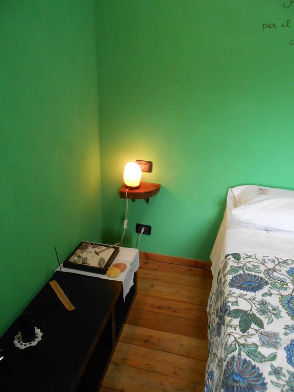 Azienda Agrituristica Risveglio Naturale 바레세 리구레 객실 사진