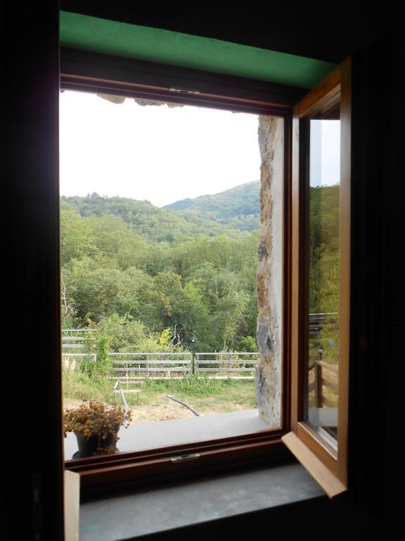 Azienda Agrituristica Risveglio Naturale 바레세 리구레 객실 사진